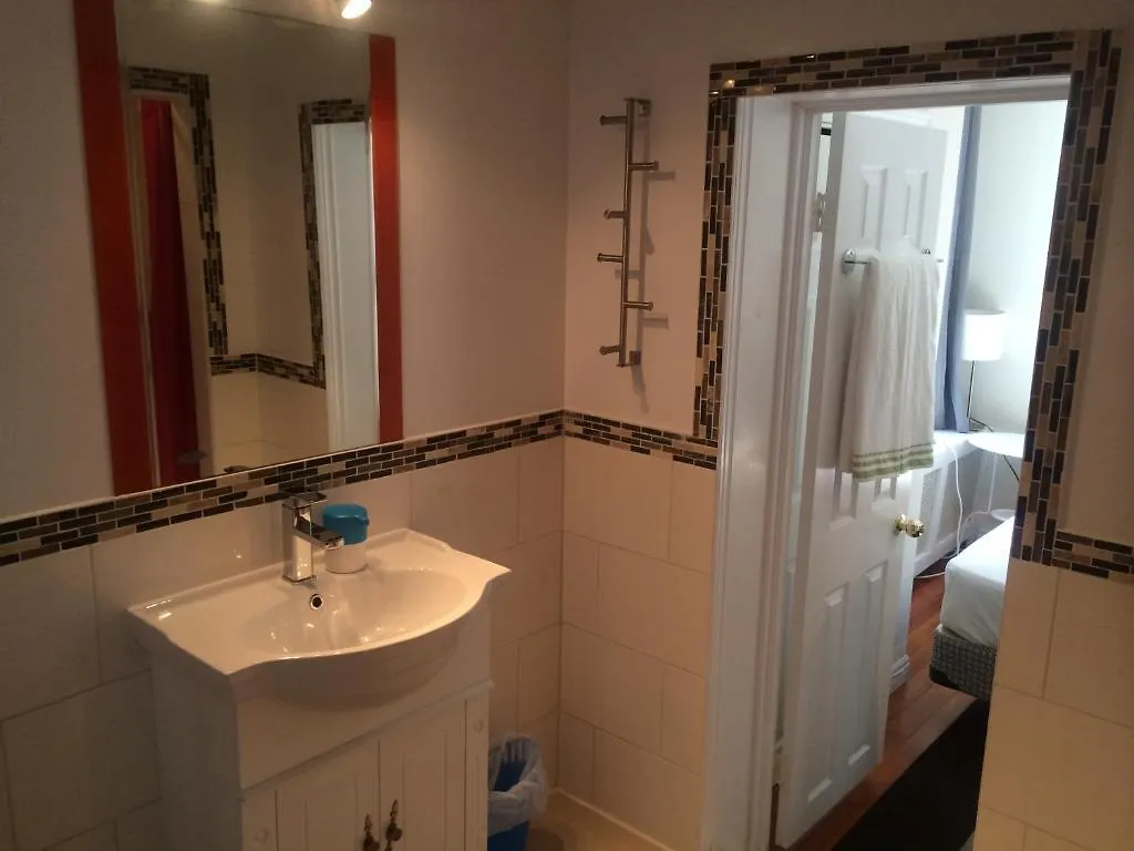 Keppner Guesthouse Toronto Canada