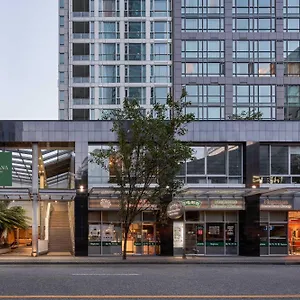 Carmana Plaza Canadá