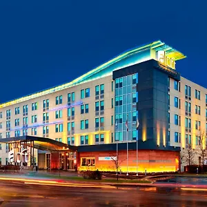 Aloft Montreal Airport Canadá
